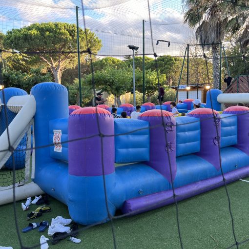 baby-foot humain xxl pour olympiade avec ce dans le 64-sud-ouest