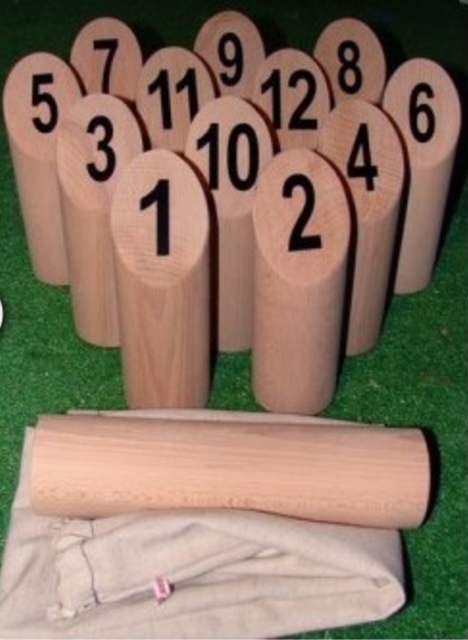 Jeu Molkky pour mariage, anniversaire à Pau 64 et pays basque 